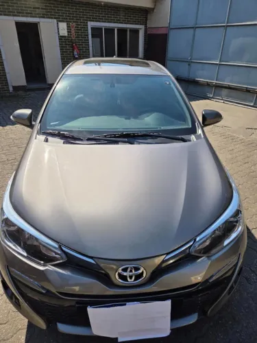 Toyota Yaris XLS Connect 1.5 Flex 16V 5P AUT 2021