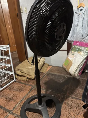 Ventilador de pé