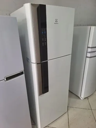 Geladeira Electrolux DF56 Branca