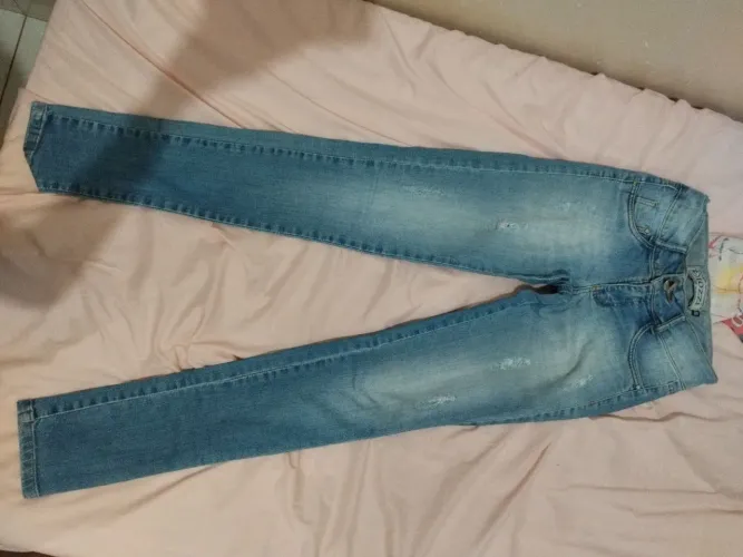 Calça jeans azul claro 36