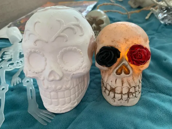 Caveiras Decorativas para Pintura e Decoração - Cerâmica - Halloween