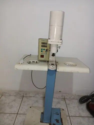 Máquina de ribite elétrica