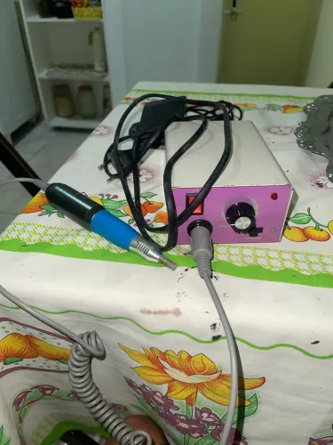 máquina de manicure 
