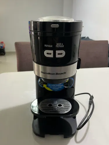 Cafeteira Hamilton Beach com Moedor de Café
