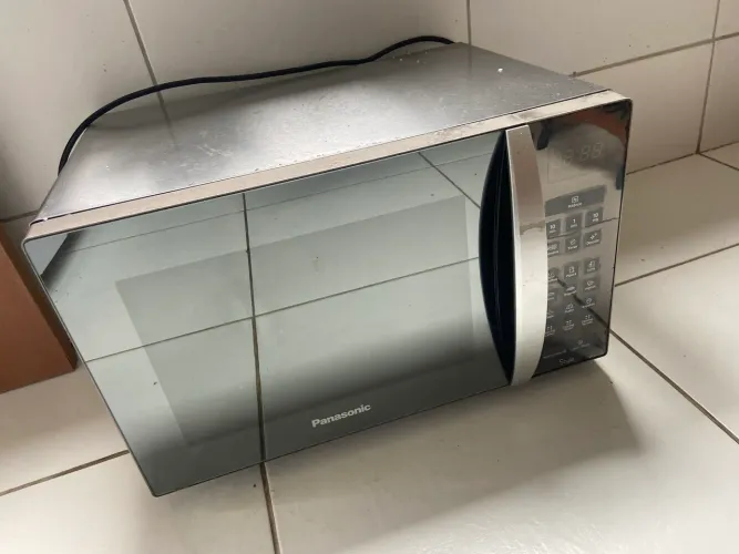 Microondas Panasonic (sucata)