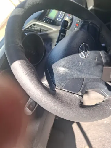Capa de volante * colada e costurada