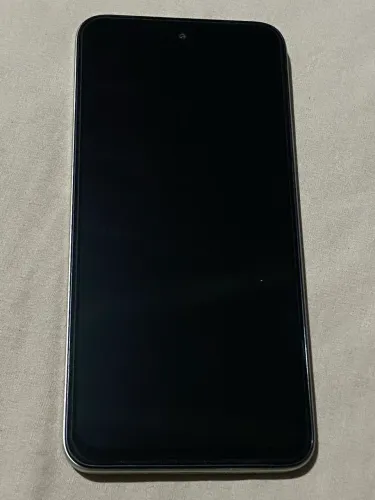 Redmi 15, semi novo no precinho, passo cartão!