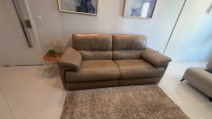 Sofá MEMPRA Reclinável elétrico couro 2 módulos - 220cm