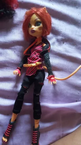 Vendo monster high toraleii wave2