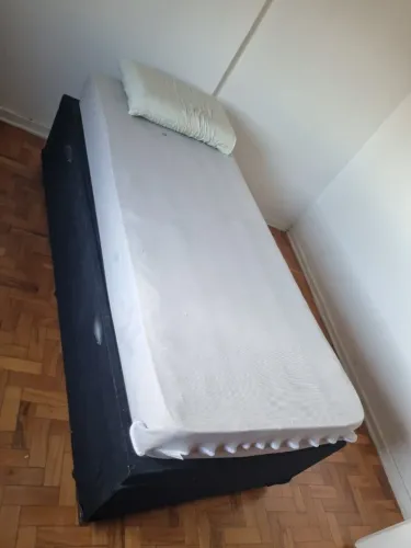 Cama de Solteiro com Baú + Colchão | Excelente Conservação