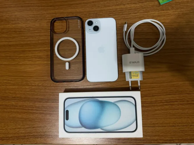 iPhone 15 branco 128gb