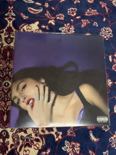Olivia Rodrigo Guts vinil
