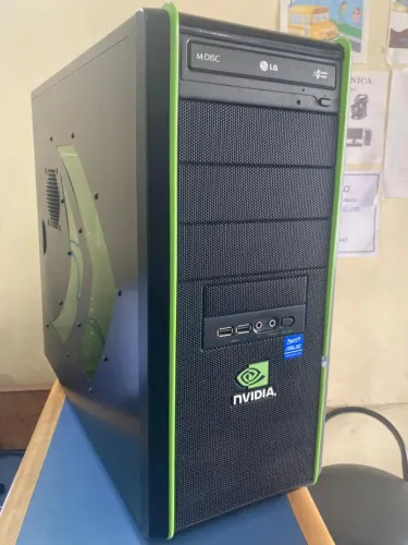 Pc Gamer, placa de vídeo Nvidia Geforce GTX980, HD1TB, SSD 128GB, Memória 8GB, DVD LG