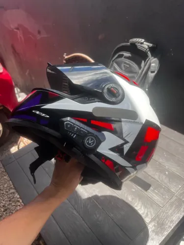 Capacete ls2 pra ir embora logo