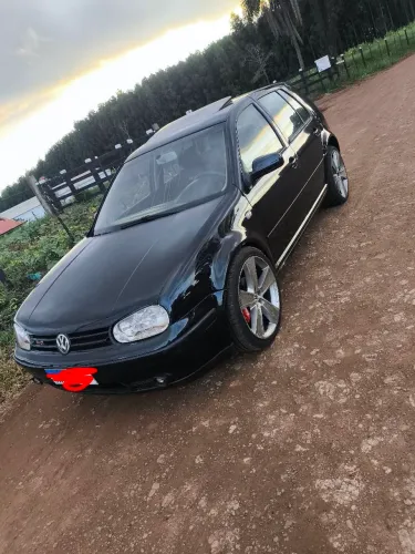 Volkswagen Golf GTI 1.8 MI 180/193cv Turbo 4P Mec. 2003