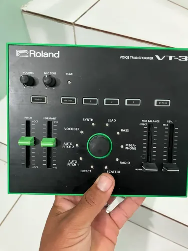 Pedal de voz Roland VT-3