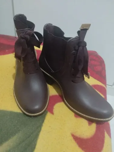 Bota Colcci original (35/36)