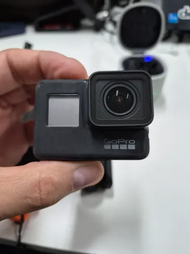 Go pro Hero 7 Black com acessórios