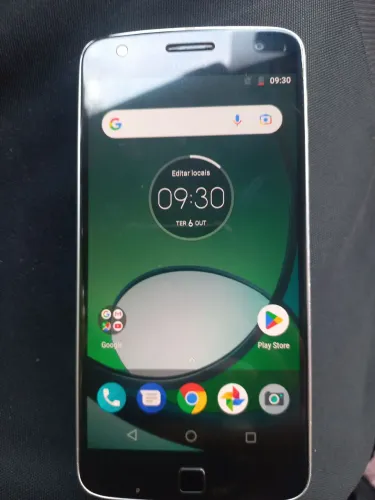 Moto z play
