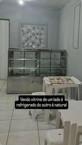 Vitrine gelada e natural