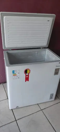 Freezer Midea semi novo lindo ENTREGO