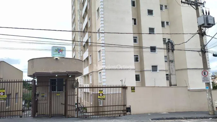 Apartamento com 2 dormitórios para alugar, 51 m² por R$ 2.461,26/mês - Jardim Refúgio - So