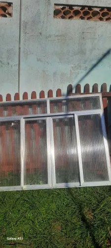 Janela de aluminio em iguaba grande 