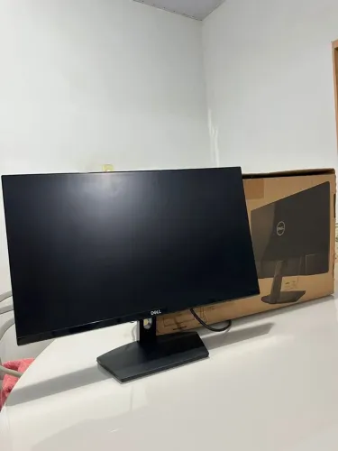 Monitor Dell 24p full HD
