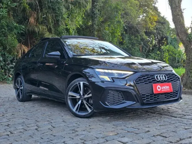 Audi A3 Sed. Perform. Black 2.0 TFSI S-tronic 2023