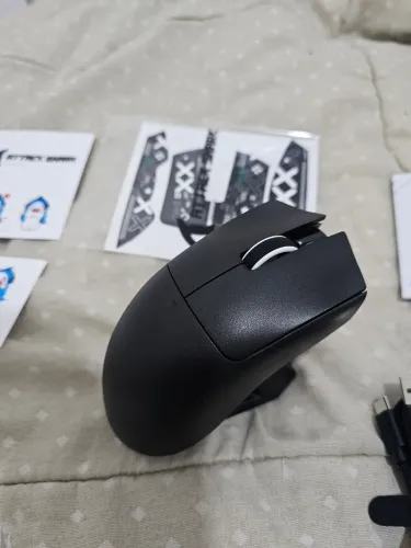 Mouse gamer x11 preto Attack Shark marca boa