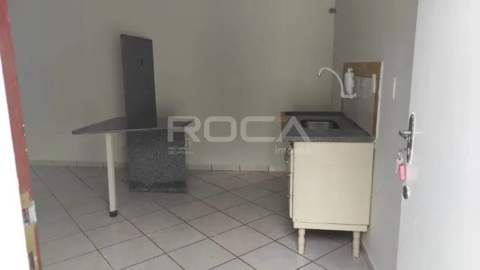 Apartamento Kitnet para Alugar no Bairro Monte Alegre, em Ribeirão Preto.