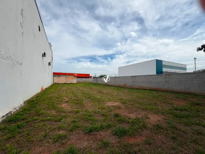 LOTE PARA LOCAÇÃO - SOCORRRO - PINDAMONHANGABA/SP