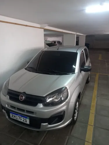 Fiat Uno Attractive 1.0 EVO Fire Flex 8V 5P 2021