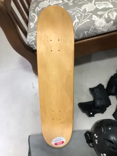 Skates