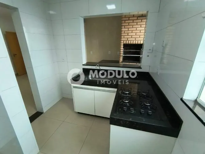 Apartamento disponível para locação no bairro Brasil.