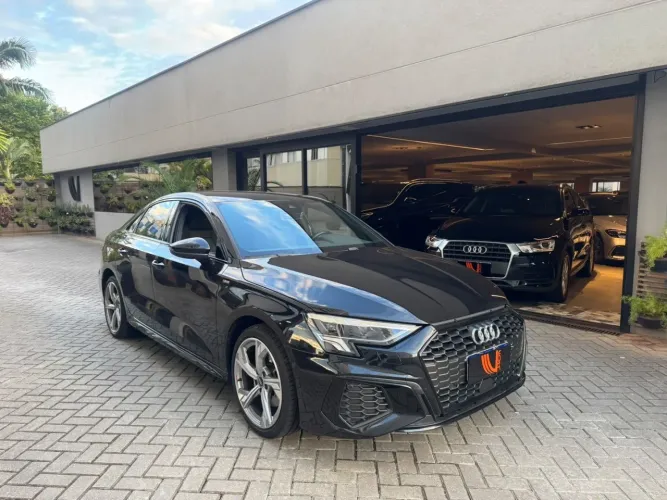 Audi A3 Sed. Perform. Black 2.0 TFSI S-tronic 2022