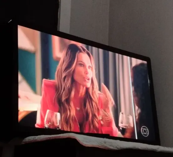 Vendo essa TV Philips 42 não é smart 