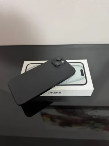 iPhone 15 256G - Usado