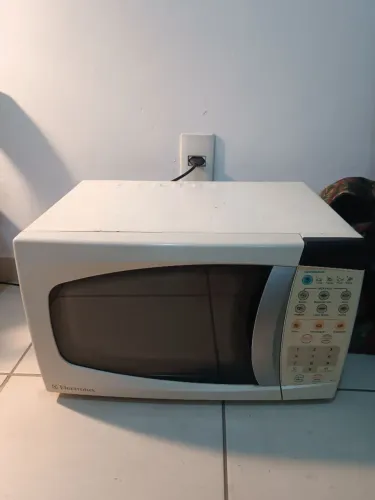 Microondas Electrolux (Usado)