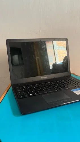NOTEBOOK SAMSUNG PARA RETIRADA DE PEÇAS