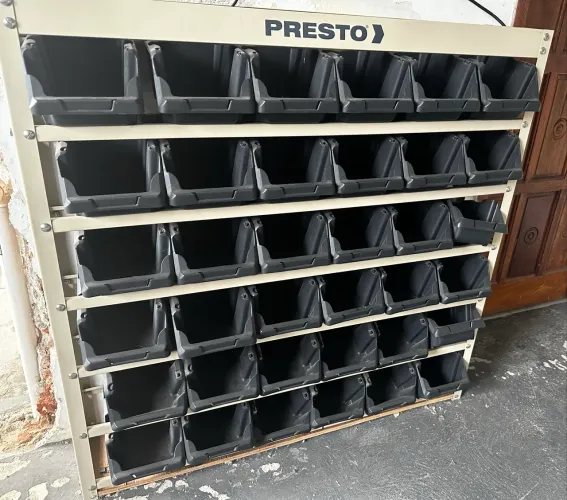 Estante gaveteiro Presto