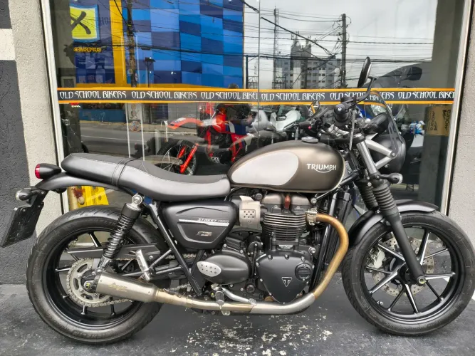 triumph street twin 900 2020 apenas 34.000 km
