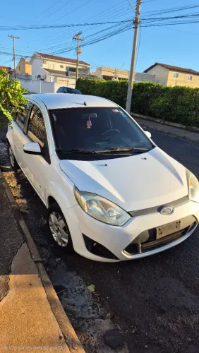 Ford Fiesta SE 1.0 8V Flex 5P 2014