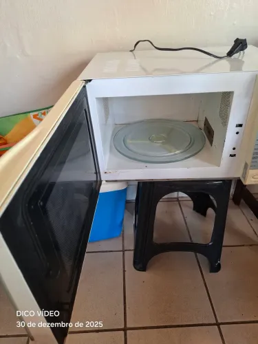 MICRO-ONDAS BRASTEMP