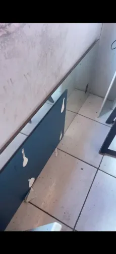 Vende-se dois espelhos grandes