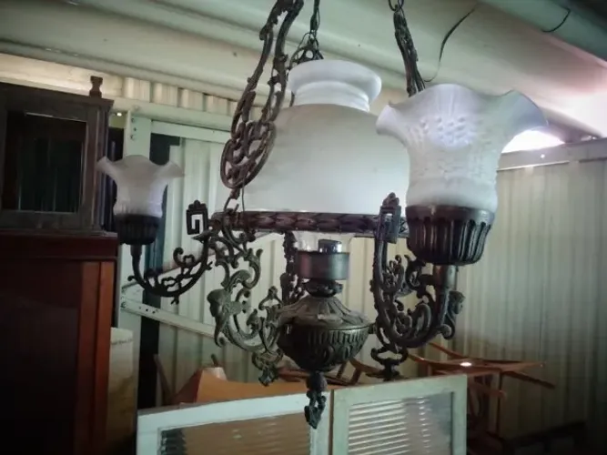 lustre luminaria antiga em metal grande com fiação