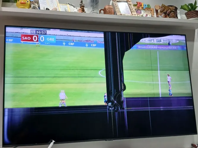TV 58 polegadas Tela quebrada