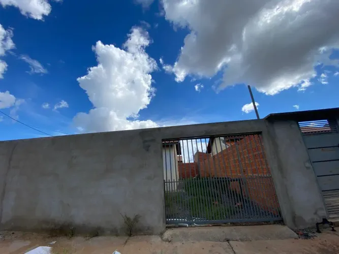 Casa a venda 2 Quartos Residencial Bom Jesus no Bairro Osmar Cabral - Cuiabá - MT