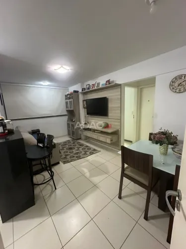 Vendo Apartamento 2Q - 52m² no Esmeraldas di Lourenzzo Residence Apartamento com 2 Quarto(