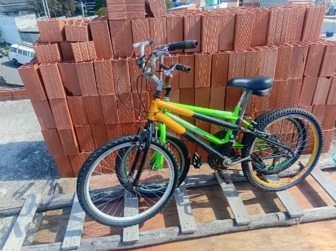 Vendo duas bicicletas